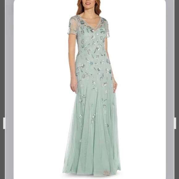 ADRIANNA PAPELL V-Neck Short Sleeve Illusion Beaded Gown in Aqua Dust - Picture 4 of 12